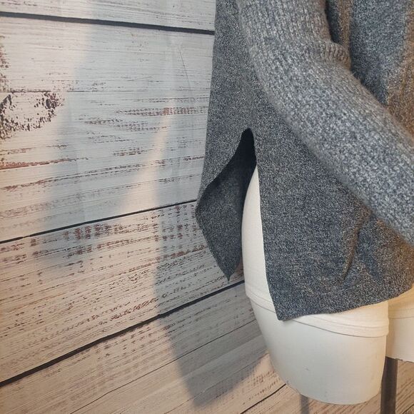 Babaton Aritzia Wool Linen Blend Black Gray V-Neck Pullover Top Women's Sz S/M - Picture 7 of 12